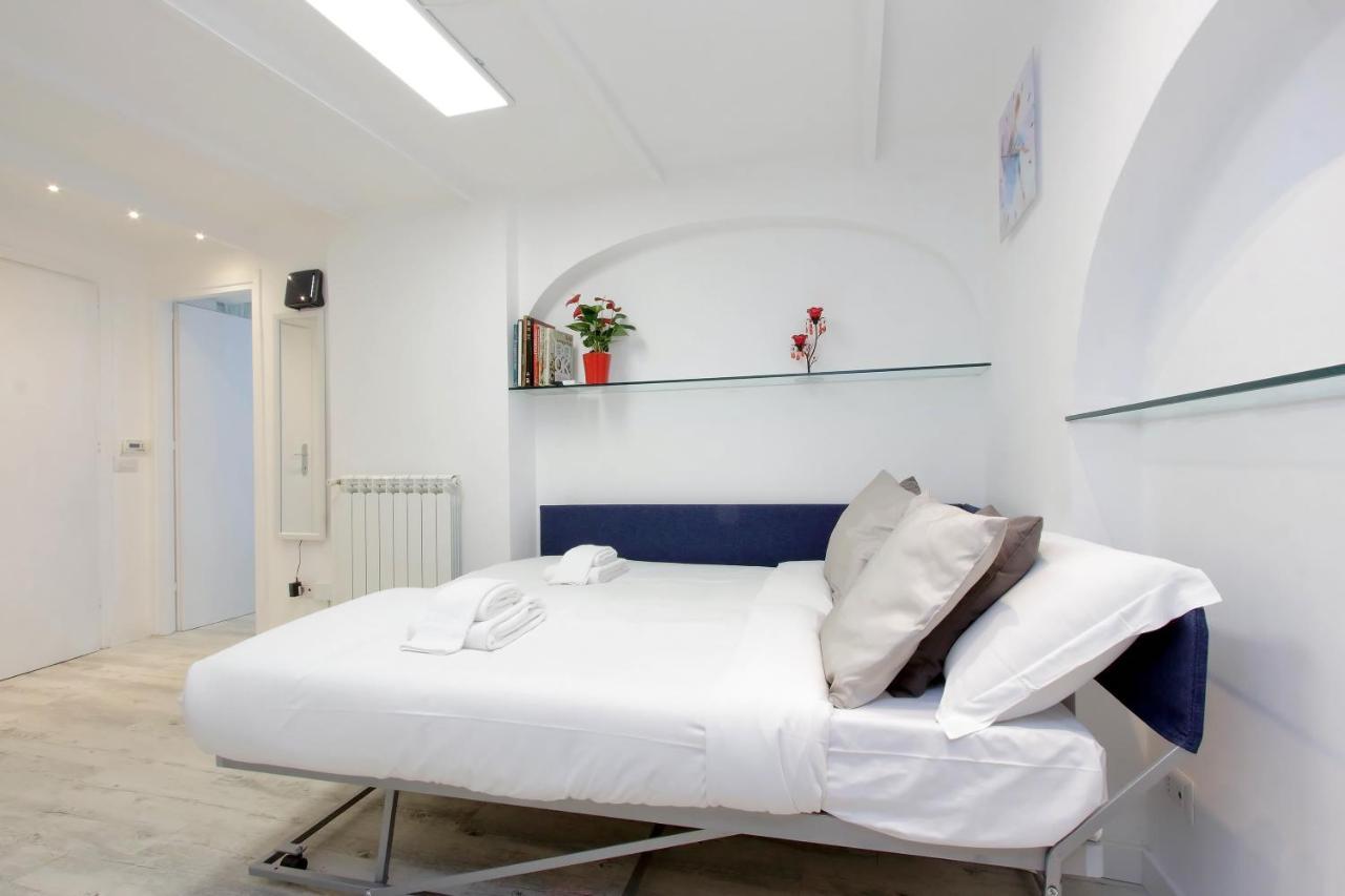 Ych-Confortevole Suite Al Colosseo Rome Exterior photo